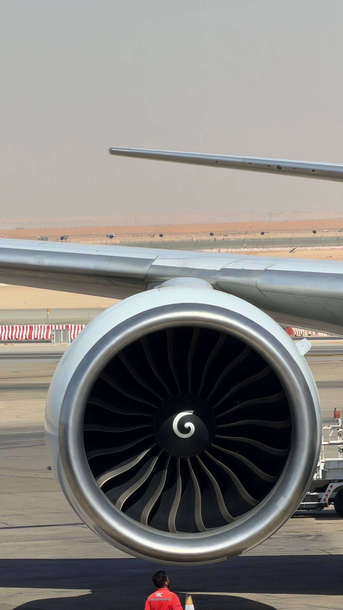 Turbofan engine and wing on stand